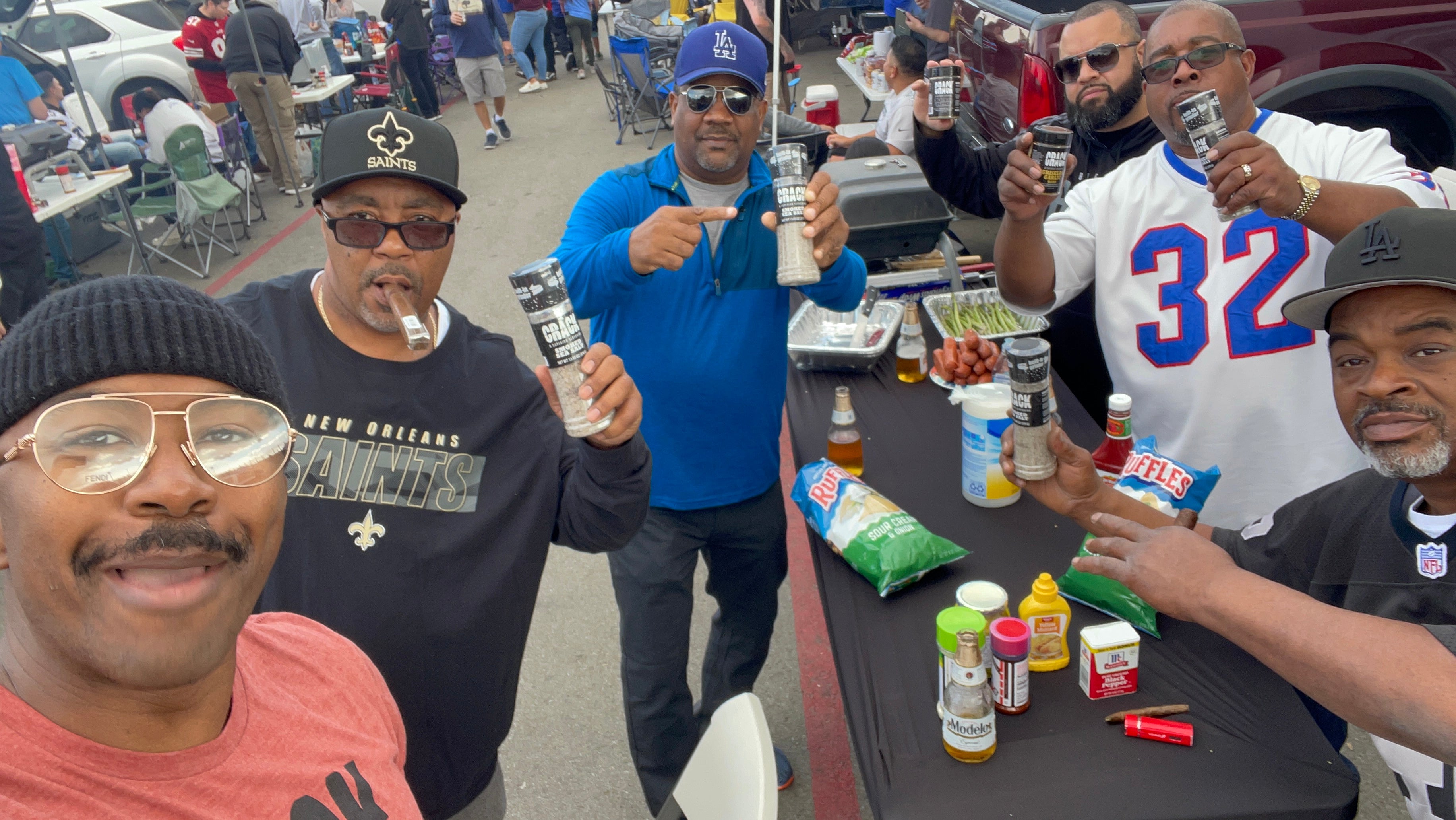 Load video: Bills Mafia came to Los Angeles and everyone was on Superior Crack